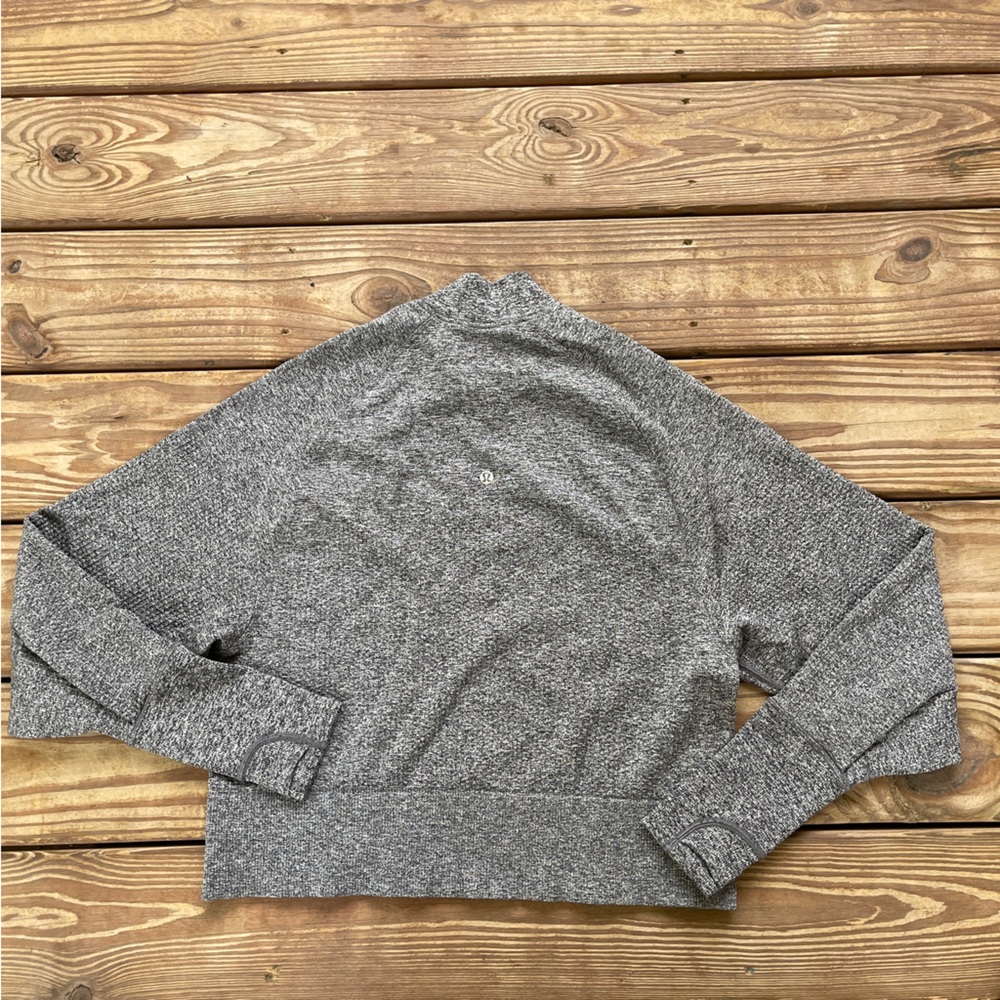 Lululemon Long Sleeve Top Size 8 Gray Thumbhole Athletic Running Shirt - Picture 9 of 10